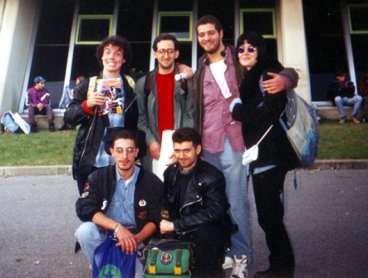 208420_1012873519061_6292_n